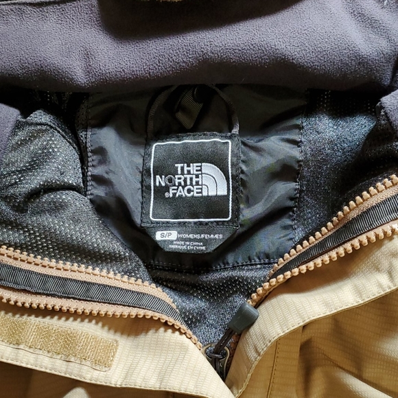 North Face Jacket - Picture 5 of 13